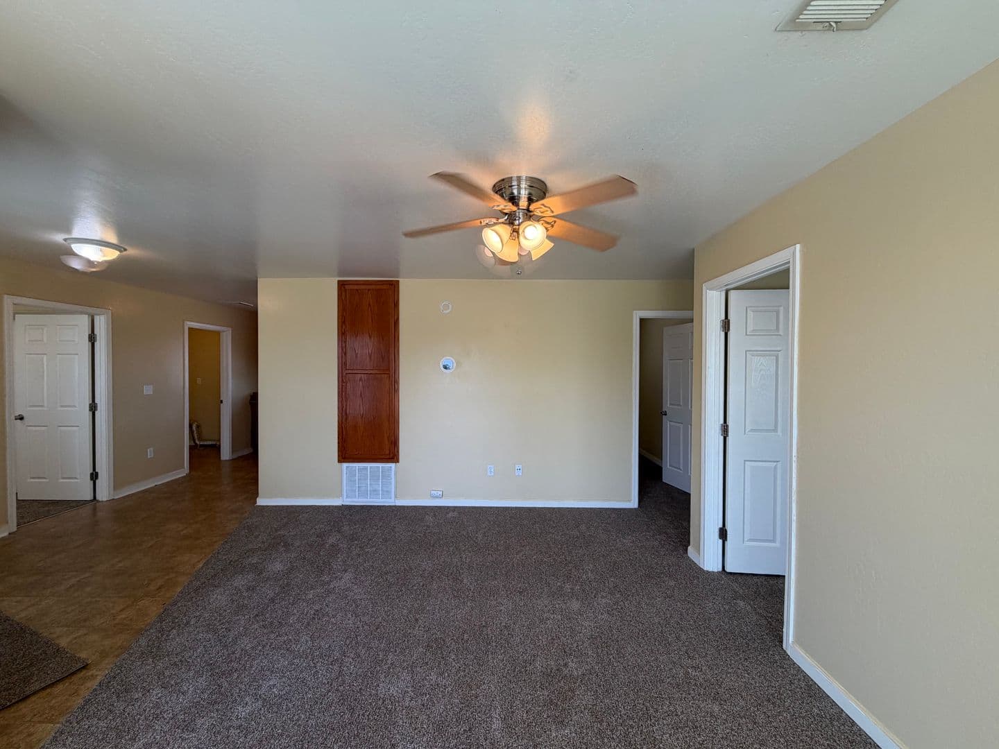 Bakersfield Apartment: 253 Stine Road