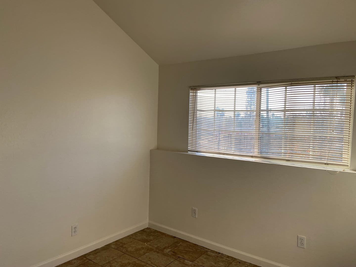 Bakersfield Apartment: 520-530 Union Ave