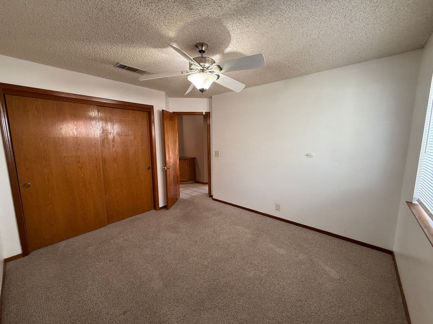 Hanford House: 980 Lakewood Drive
