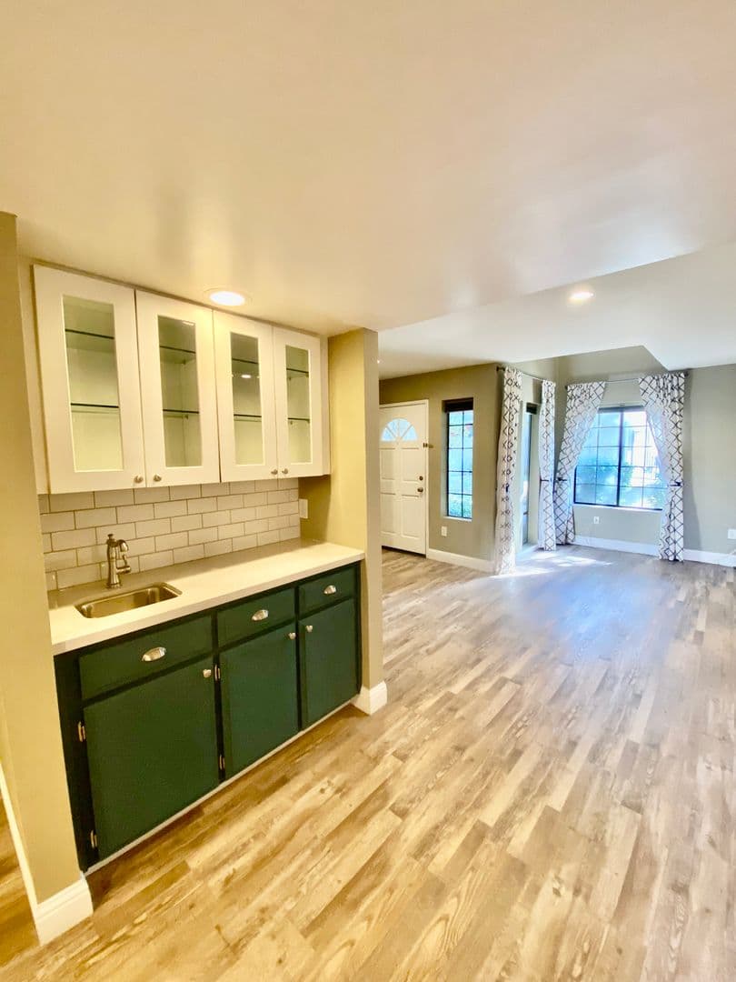 Bakersfield Condo: 7330 Stockdale Highway #19