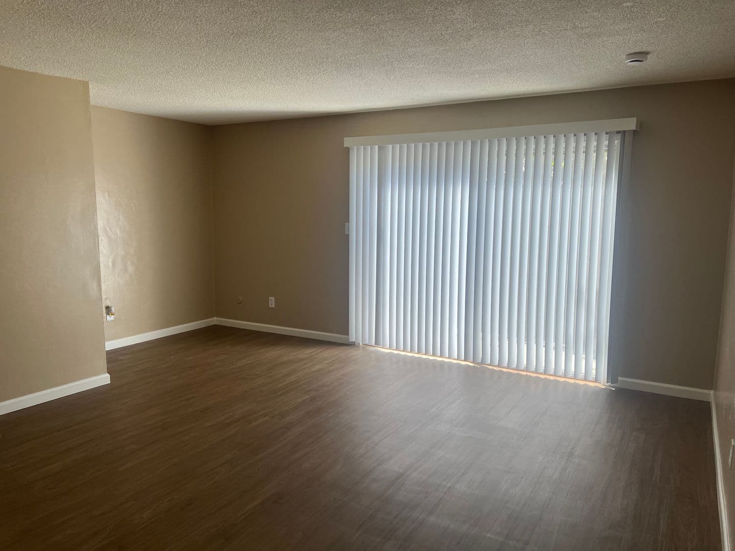 Bakersfield Apartment: 1720 Orange Street