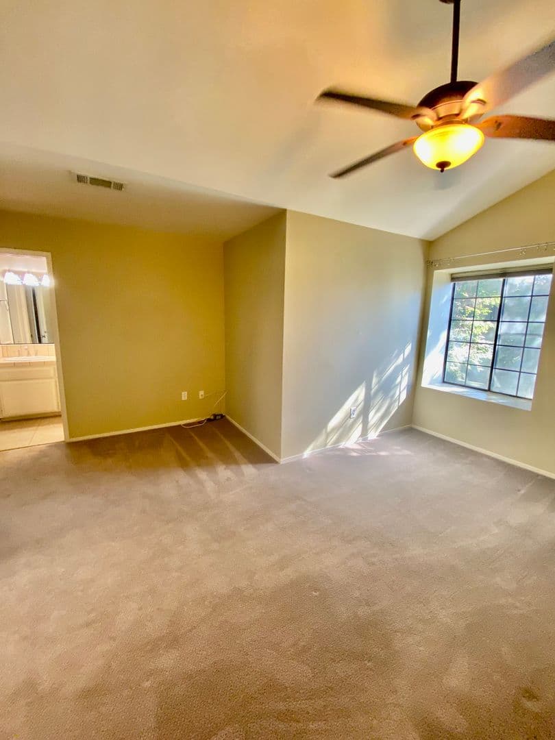 Bakersfield Condo: 7330 Stockdale Highway #19