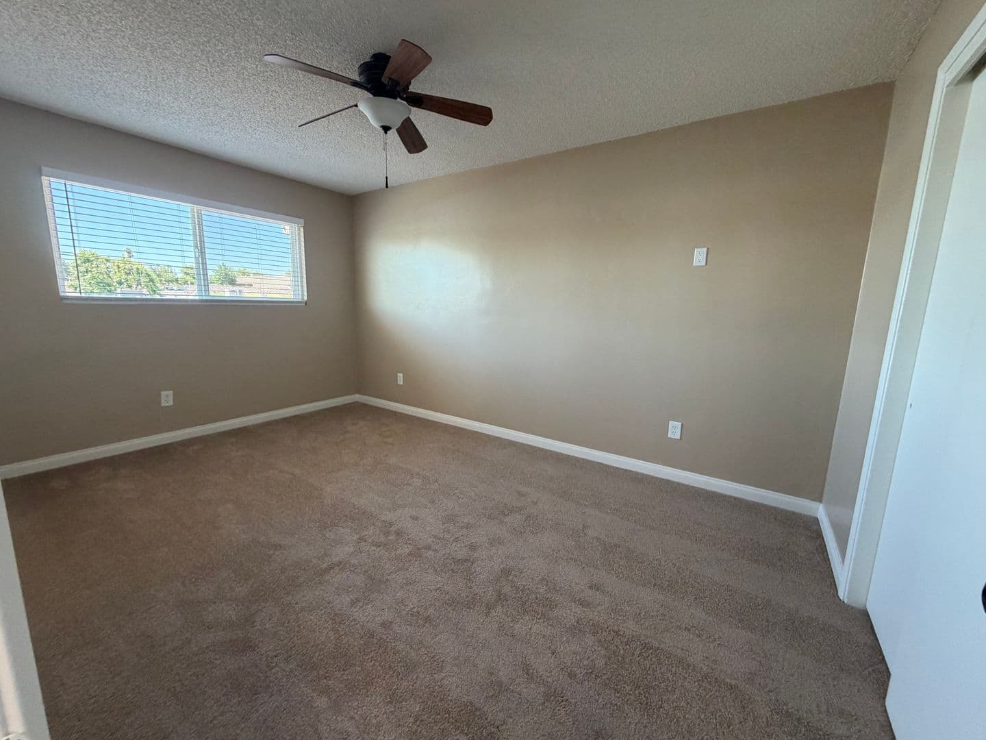 Bakersfield Apartment: 2520 Bishop Drive