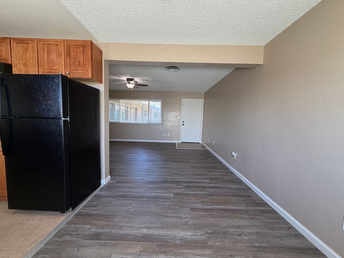 Bakersfield Apartment: 2520 Bishop Drive
