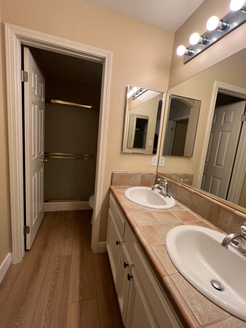 Bakersfield House: 4205 Serene Oak Dr