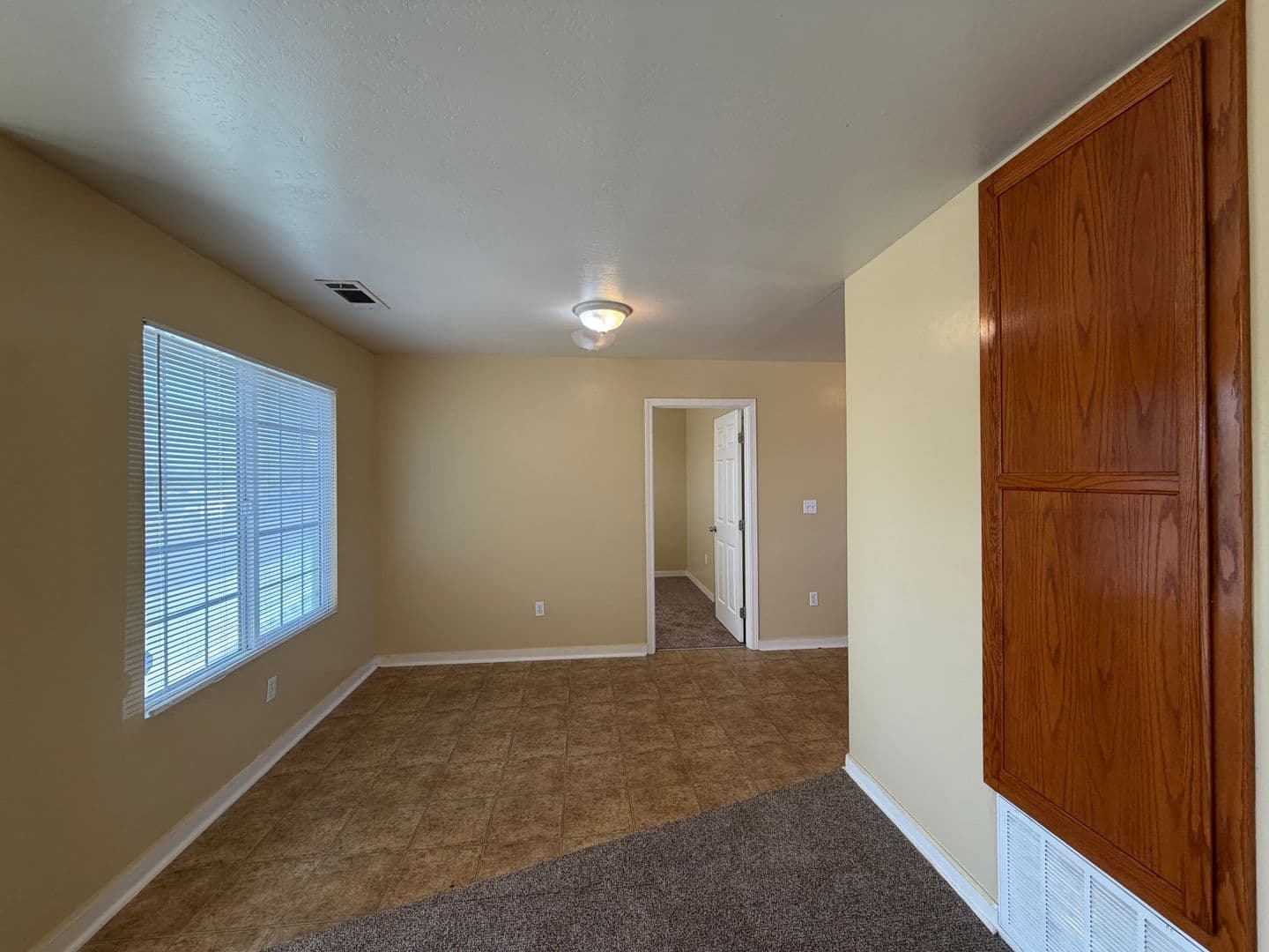 Bakersfield Apartment: 253 Stine Road