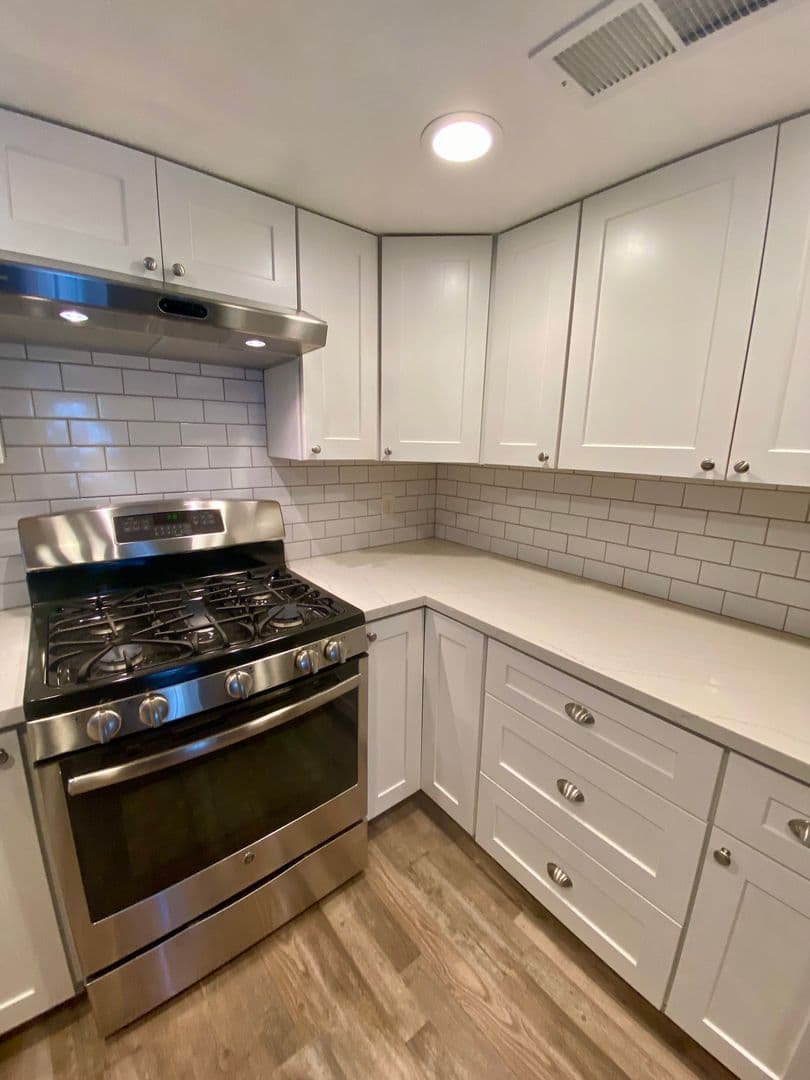 Bakersfield Condo: 7330 Stockdale Highway #19