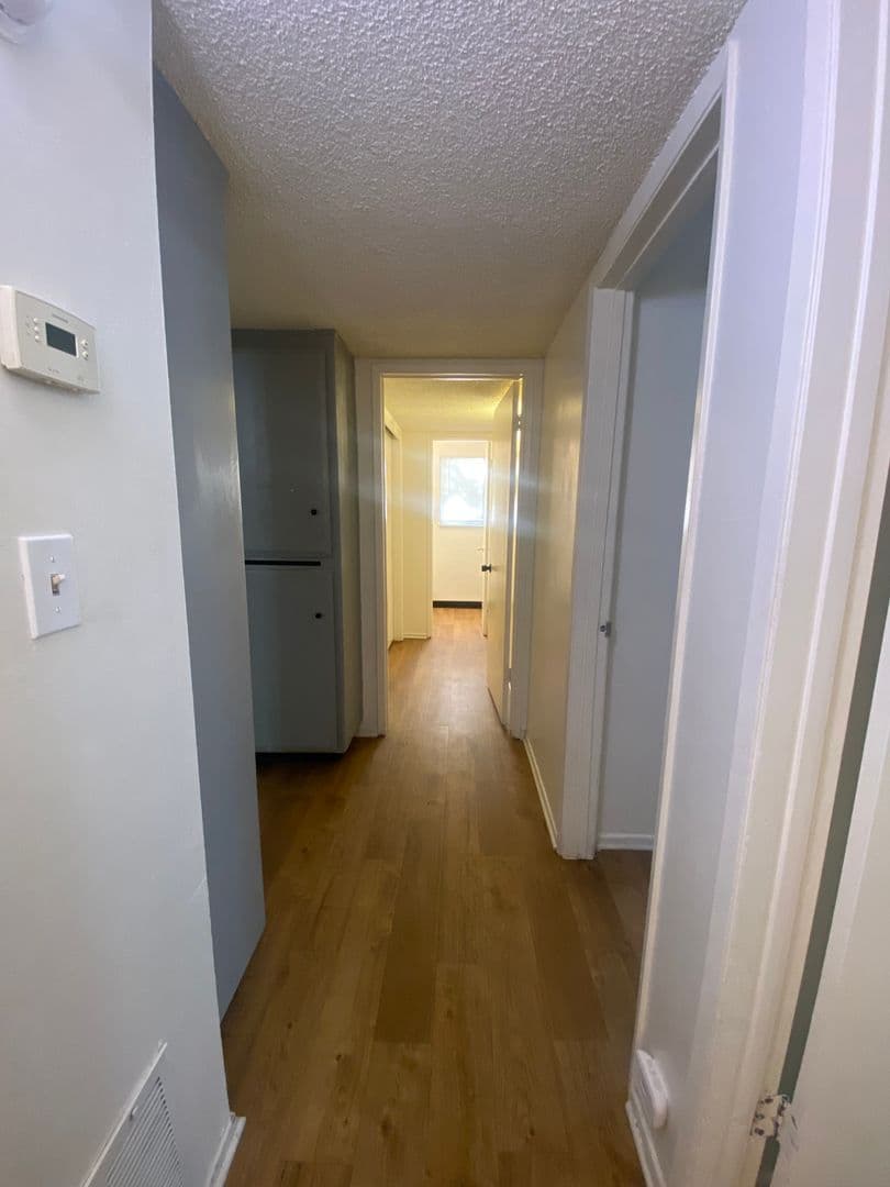 Bakersfield Apartment: 1001 W. Columbus St