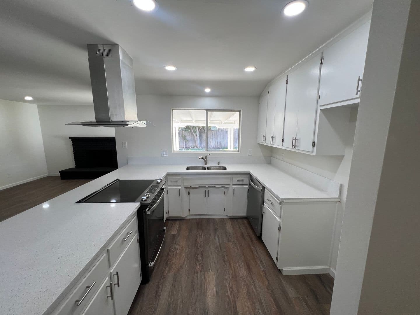 Bakersfield House: 3909 Cork Lane