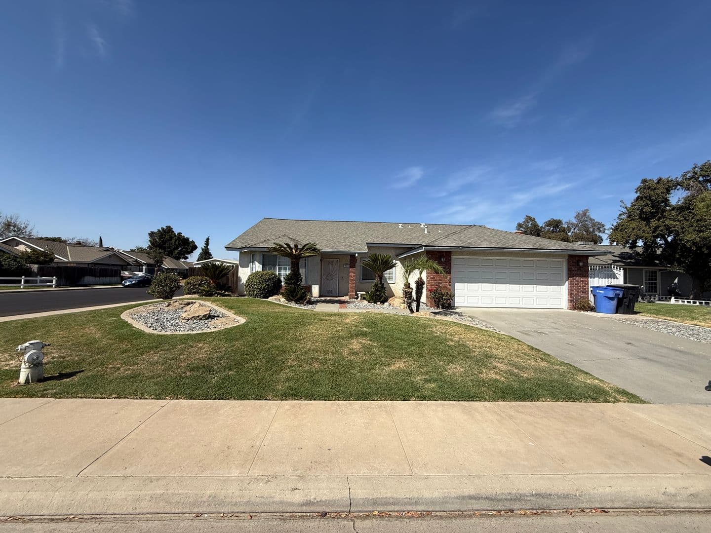 Hanford House: 980 Lakewood Drive