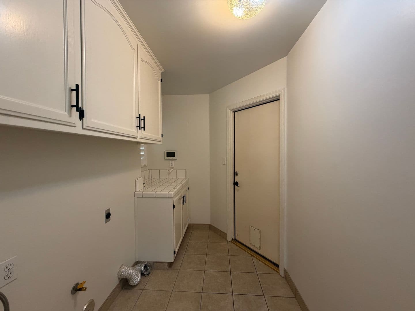 Bakersfield House: 12306 Andes Ave