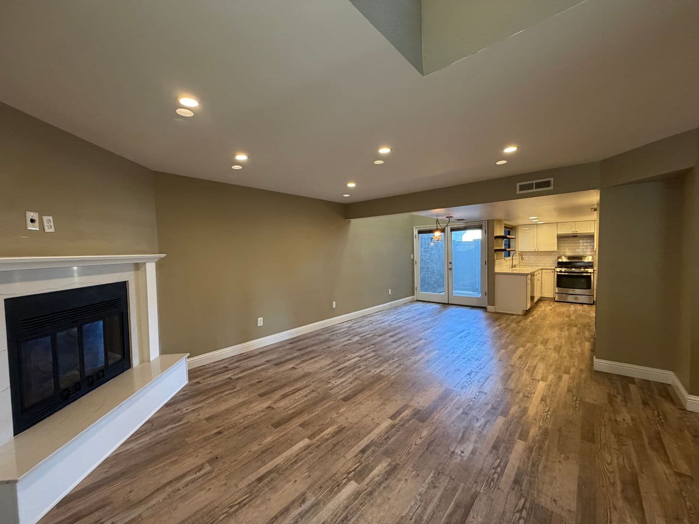Bakersfield Condo: 7330 Stockdale Highway #19