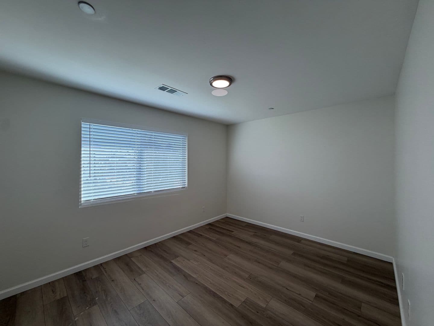 Bakersfield Apartment: 3911 Oregon Street