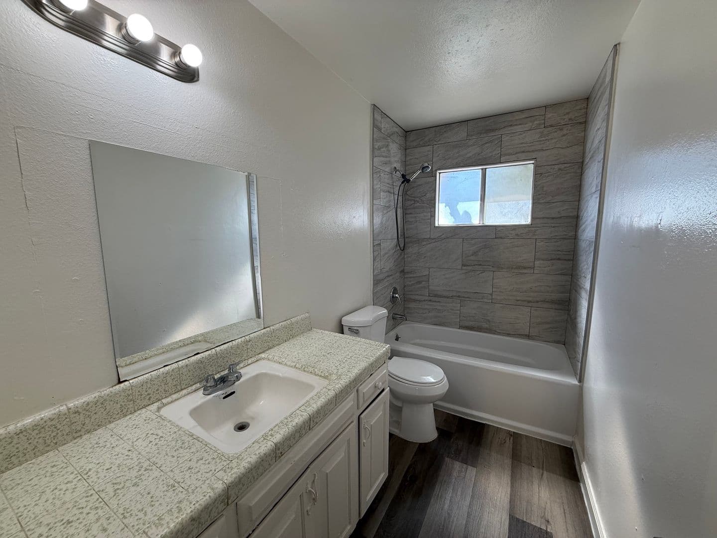 Visalia Apartment: 600-606 N. Locust Street