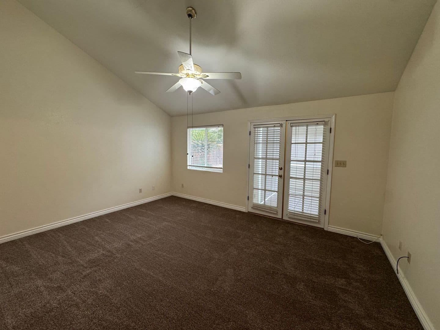 Bakersfield House: 5917 Dorset Dr.
