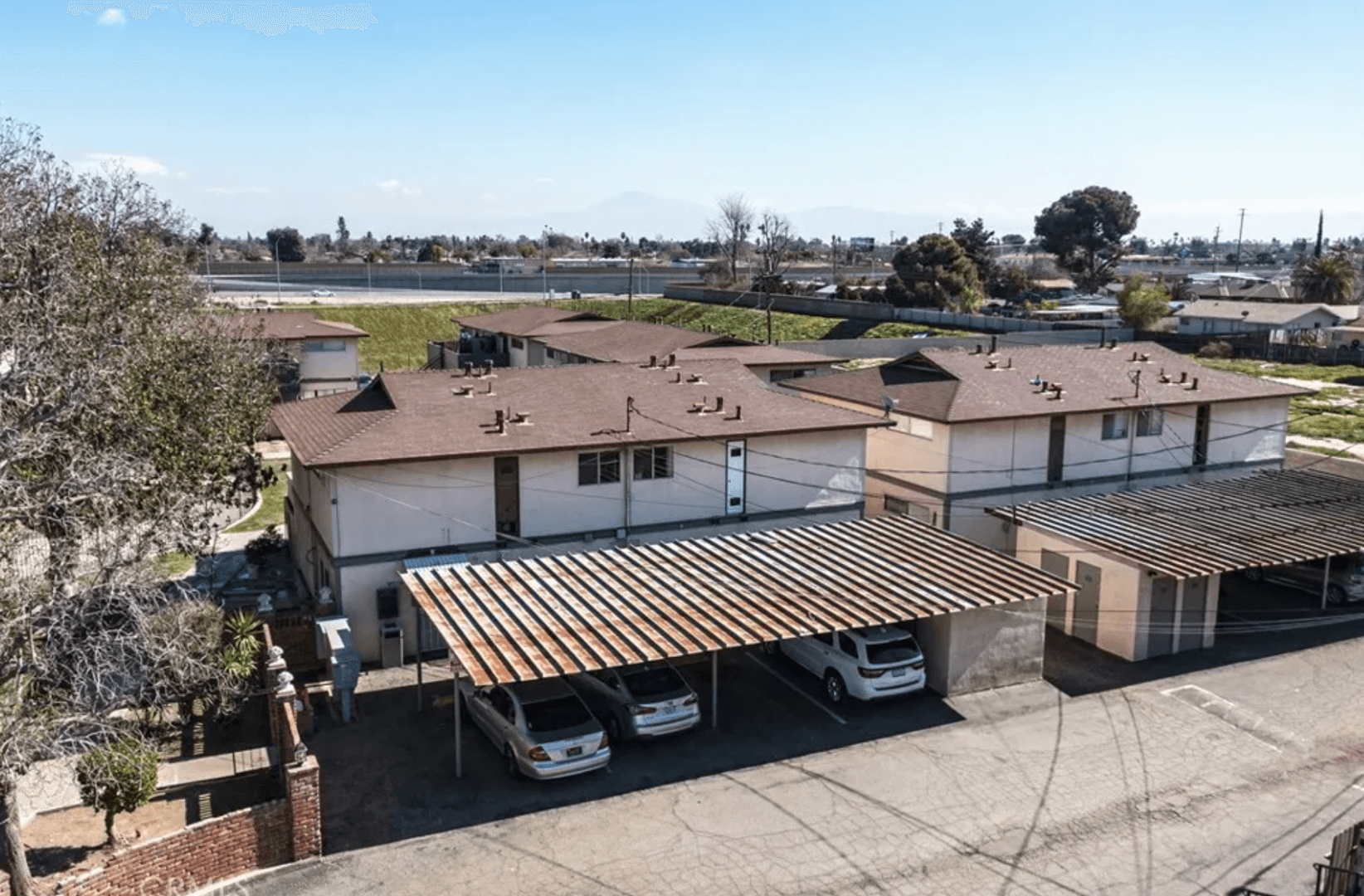Bakersfield Apartment: 420 S Real Rd