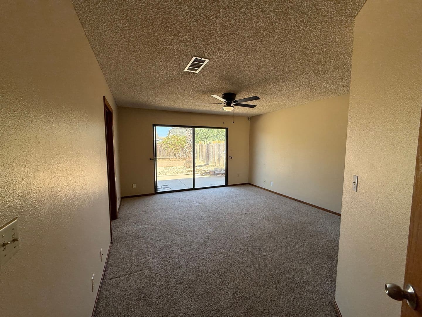 Hanford House: 980 Lakewood Drive