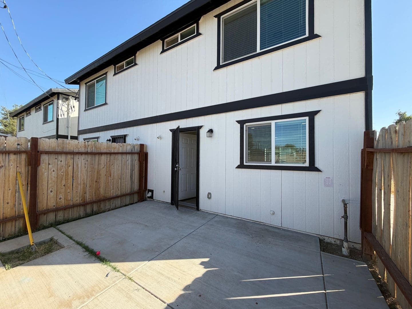 Bakersfield Apartment: 3911 Oregon Street
