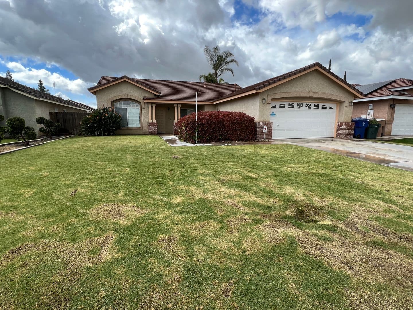Bakersfield House: 5911 Golden Sunset Ct