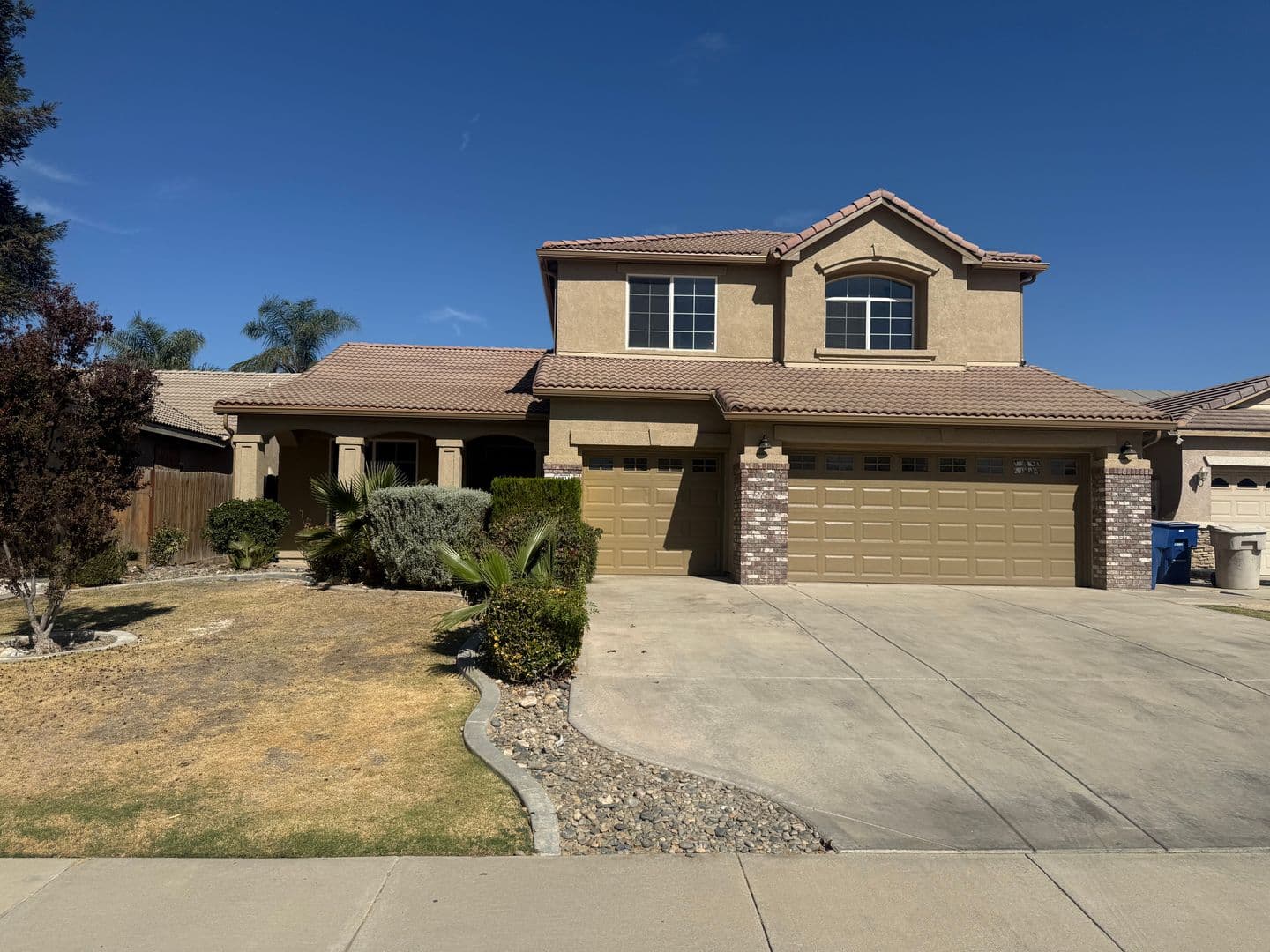Bakersfield House: 10814 Arden Villa Dr