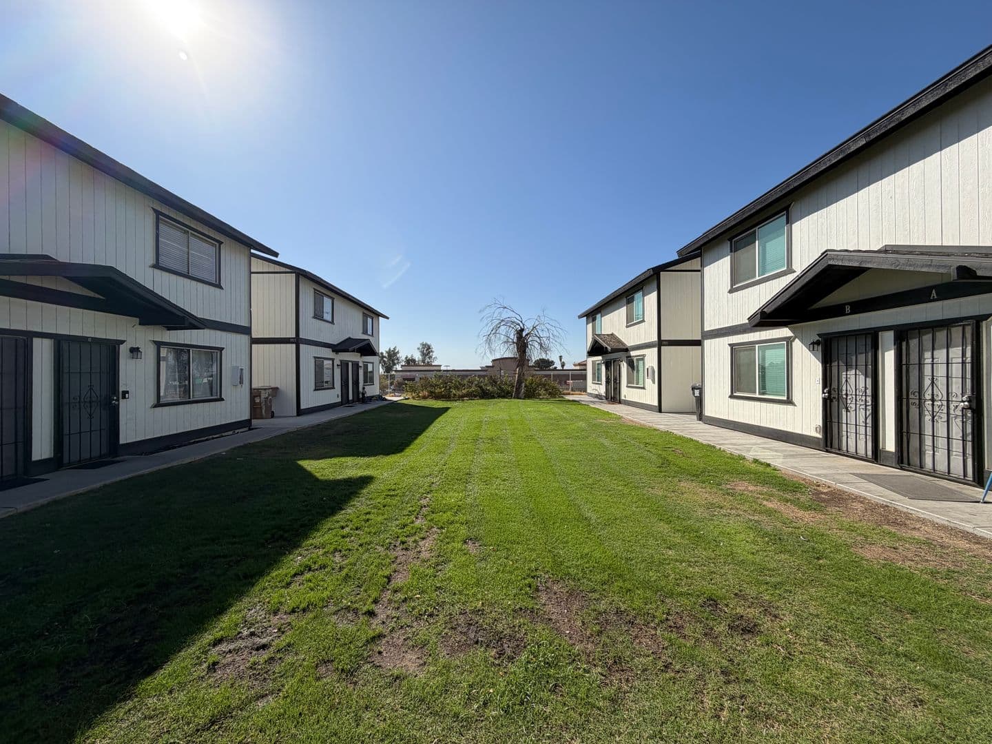 Bakersfield Apartment: 3911 Oregon Street