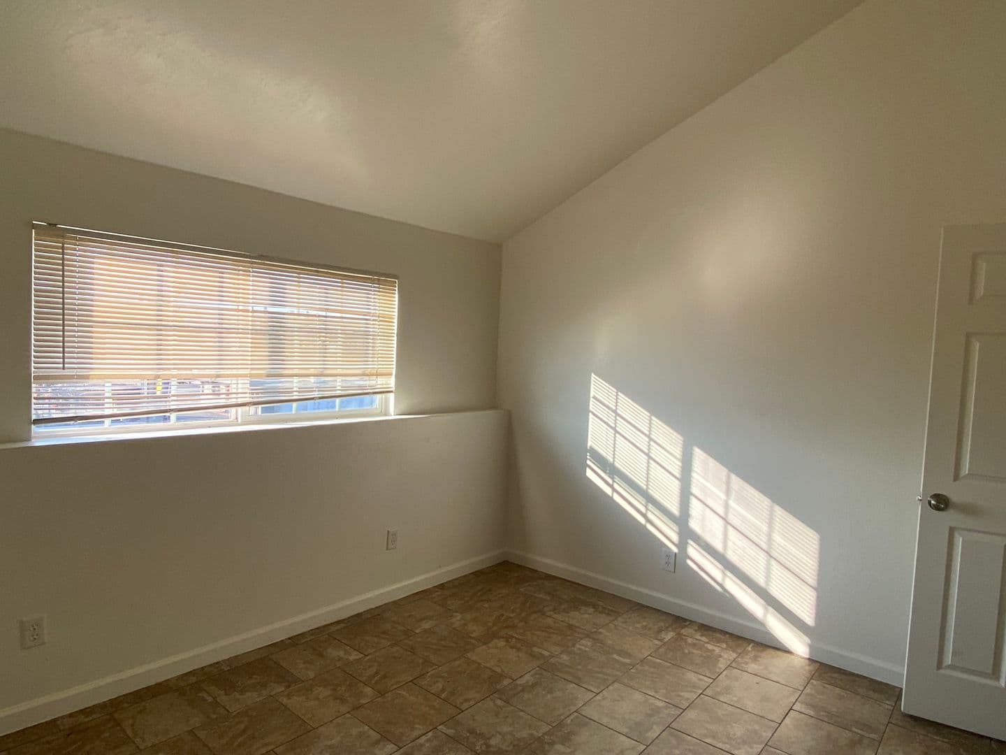Bakersfield Apartment: 520-530 Union Ave