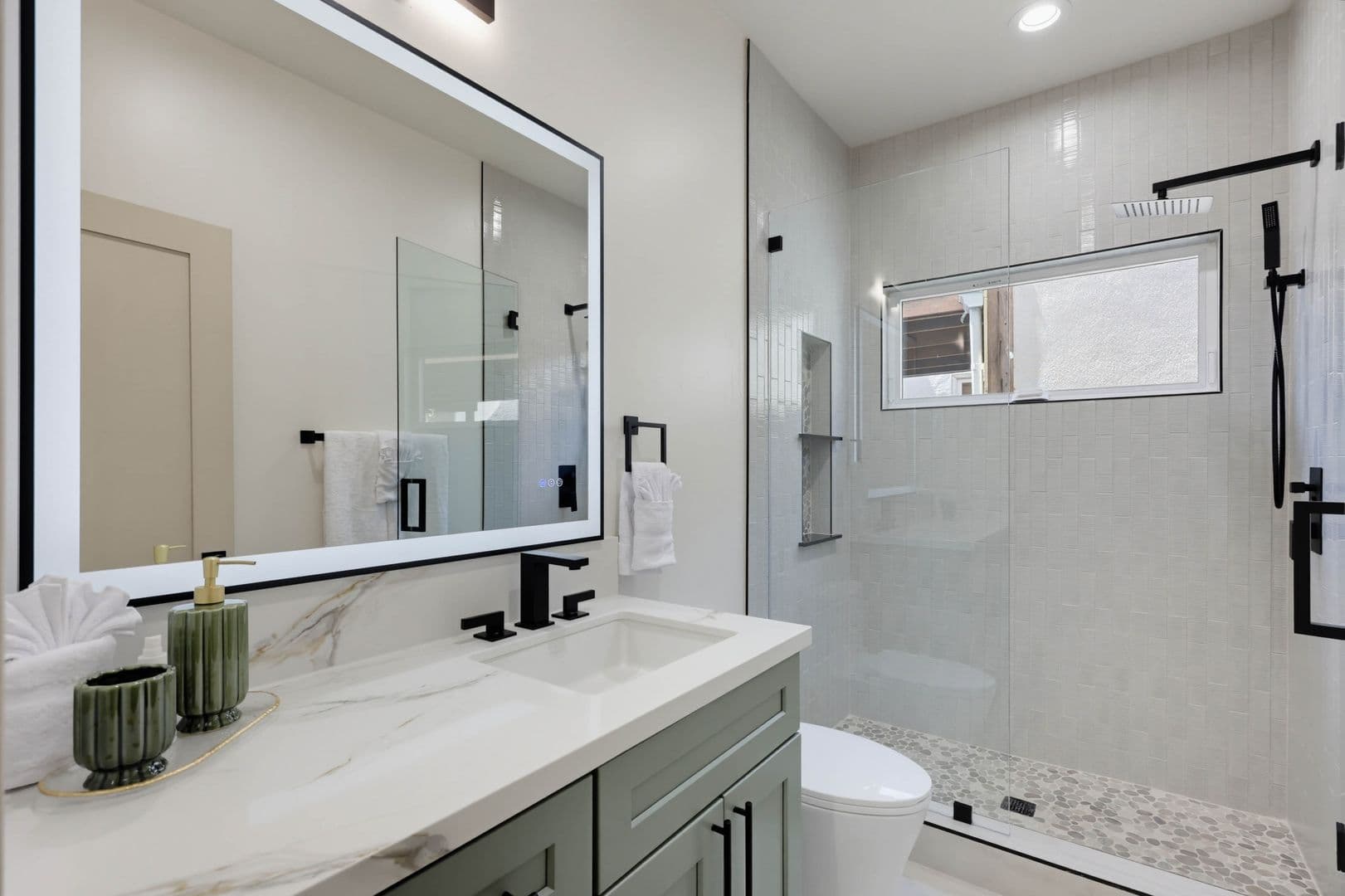 San Diego Multiplex: 424 Arbor Dr
