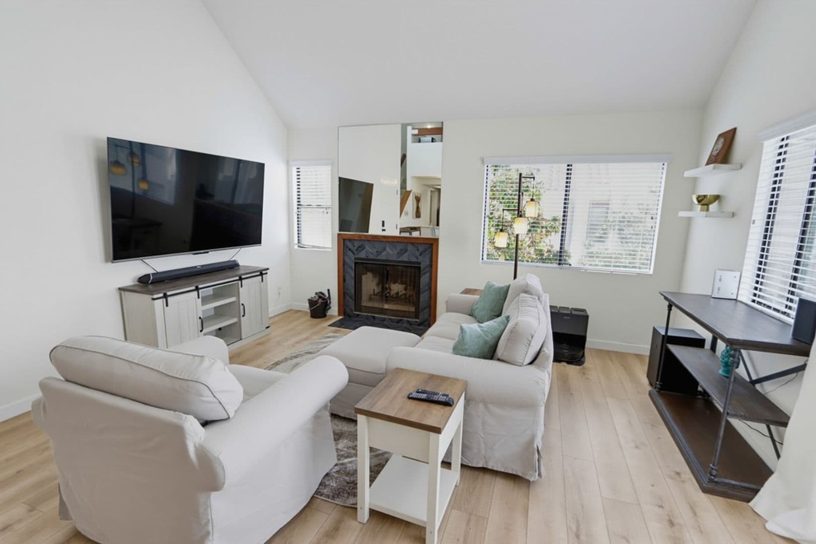 San Diego Condo: 701 Kettner Blvd