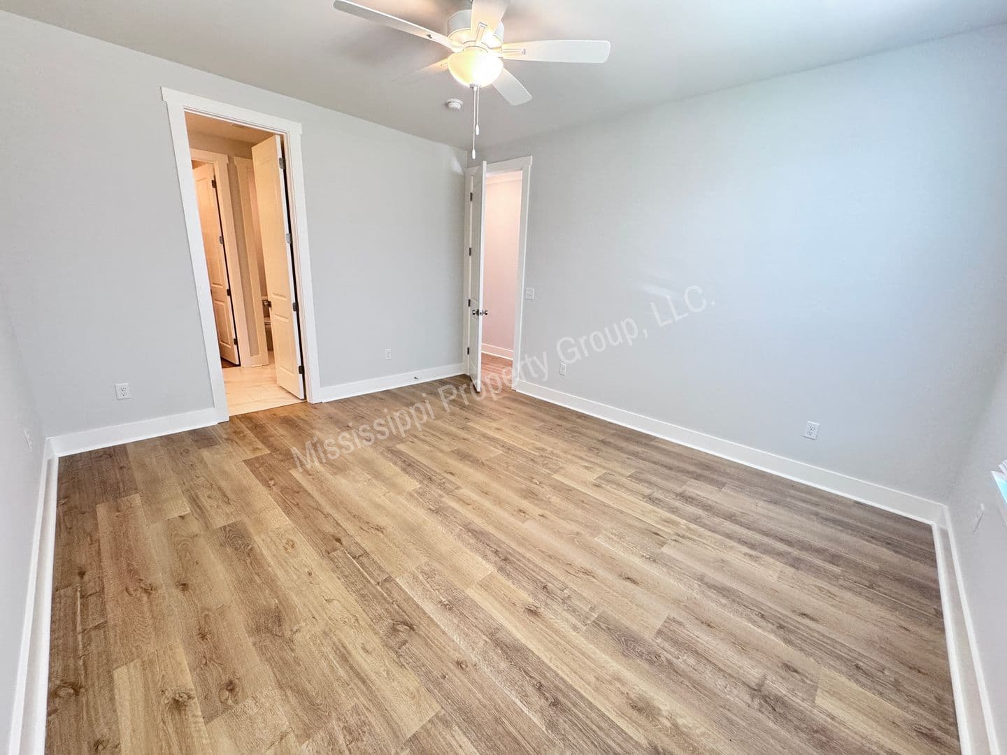 Oxford Townhome: 676 Miramar Lane