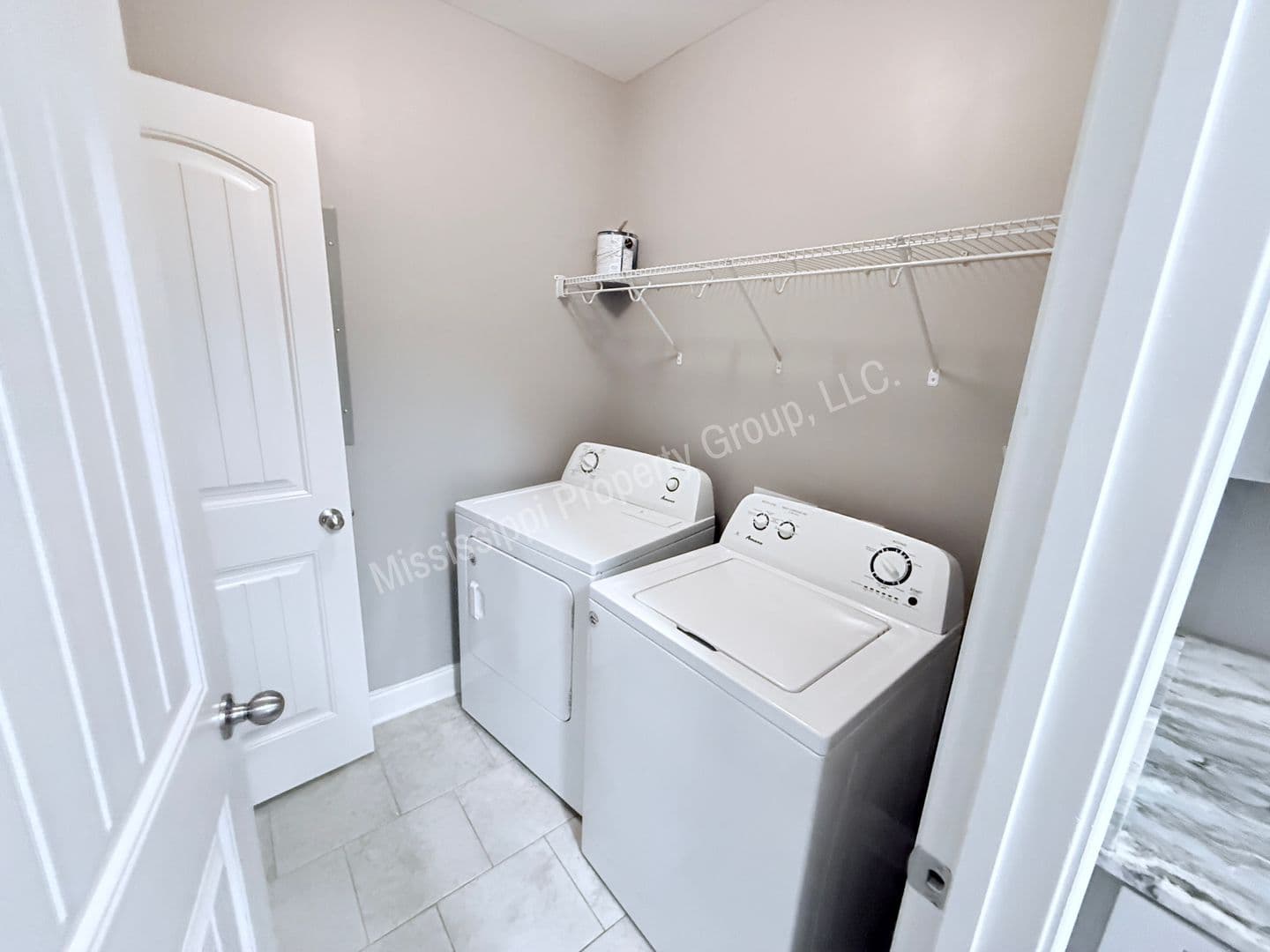 Oxford Townhome: 514 Fifer Circle