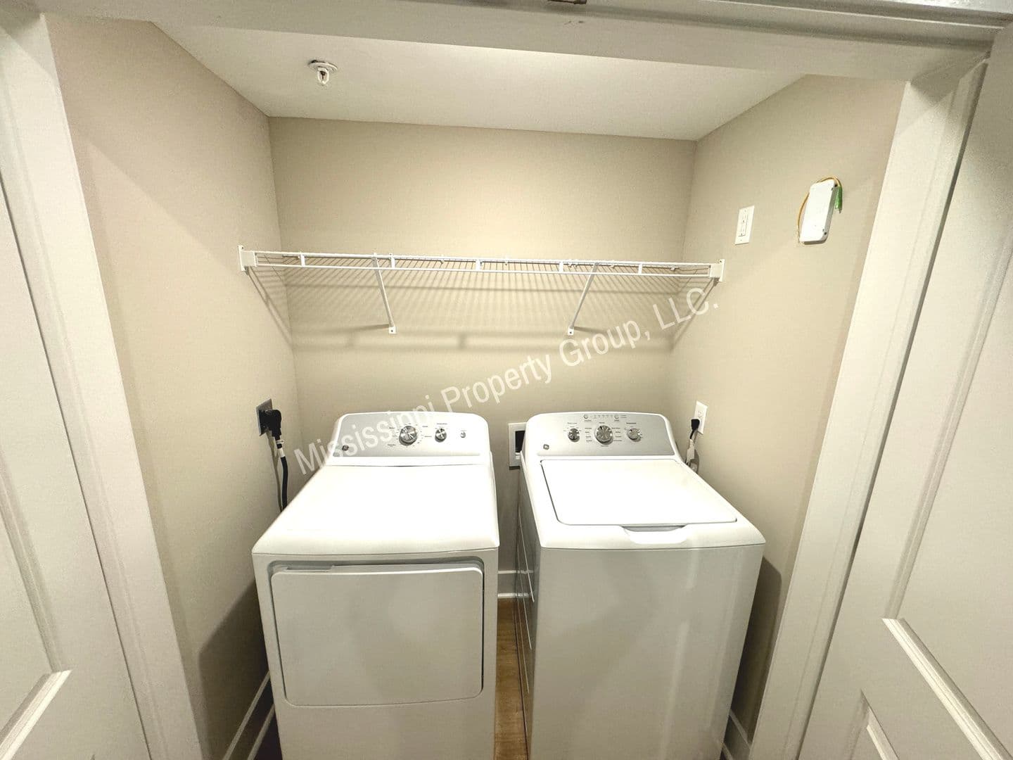 Oxford Apartment: 1207 Pleasant Drive