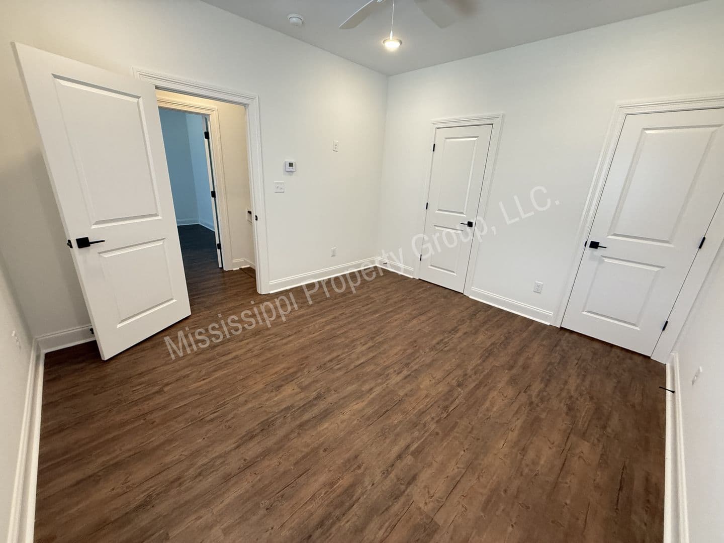Oxford Townhome: 634 Cottage Grove Circle
