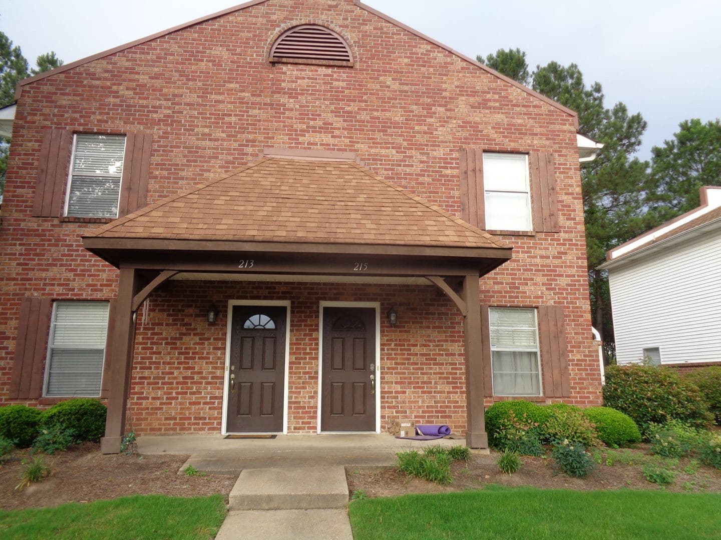 Oxford Townhome: 215 Edinburgh Place