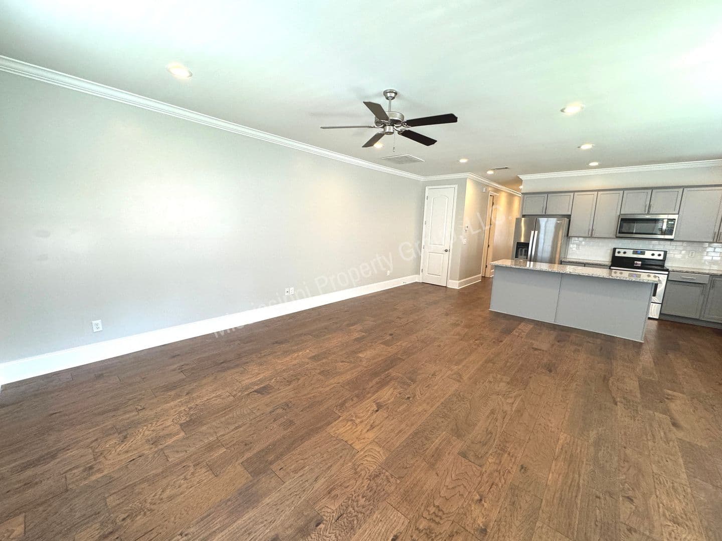 Oxford Townhome: 102 Farm View Drive, Unit 501