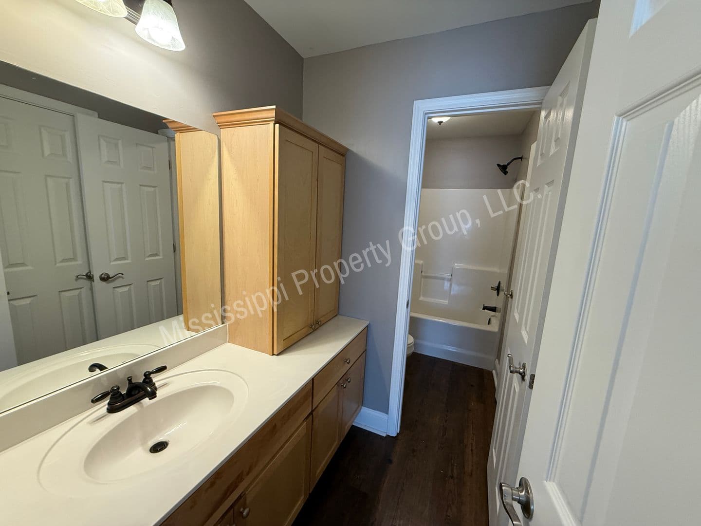 Oxford House: 306 Shumard Cove