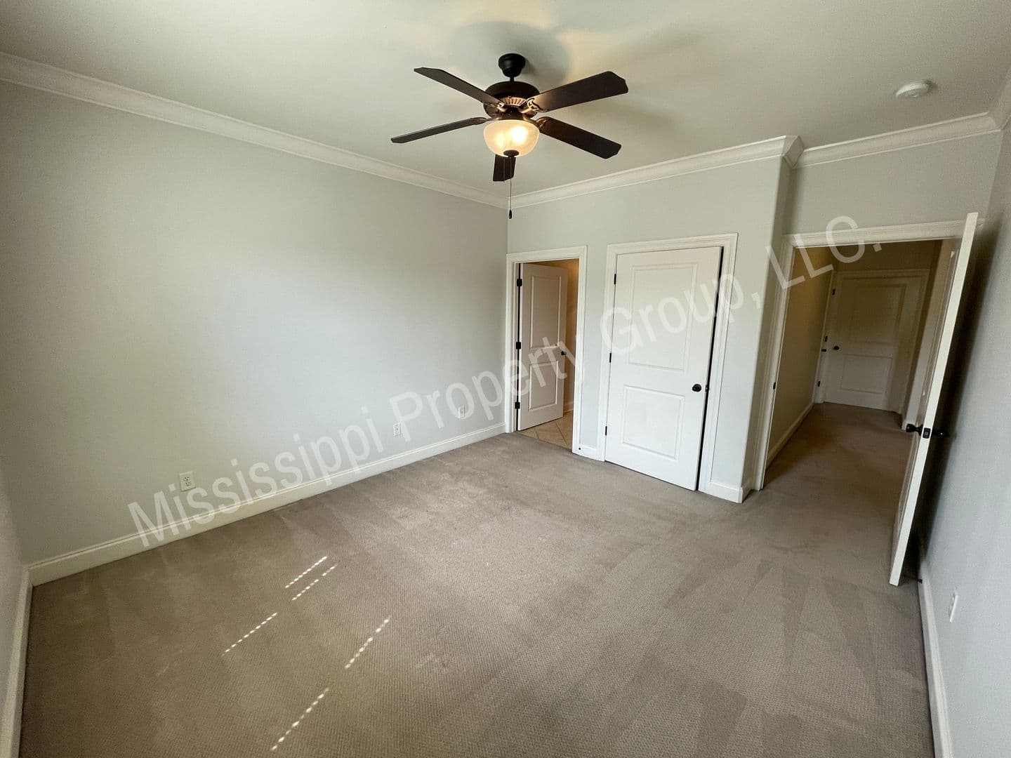Oxford Townhome: 2495 Old Taylor Road, Unit 1205