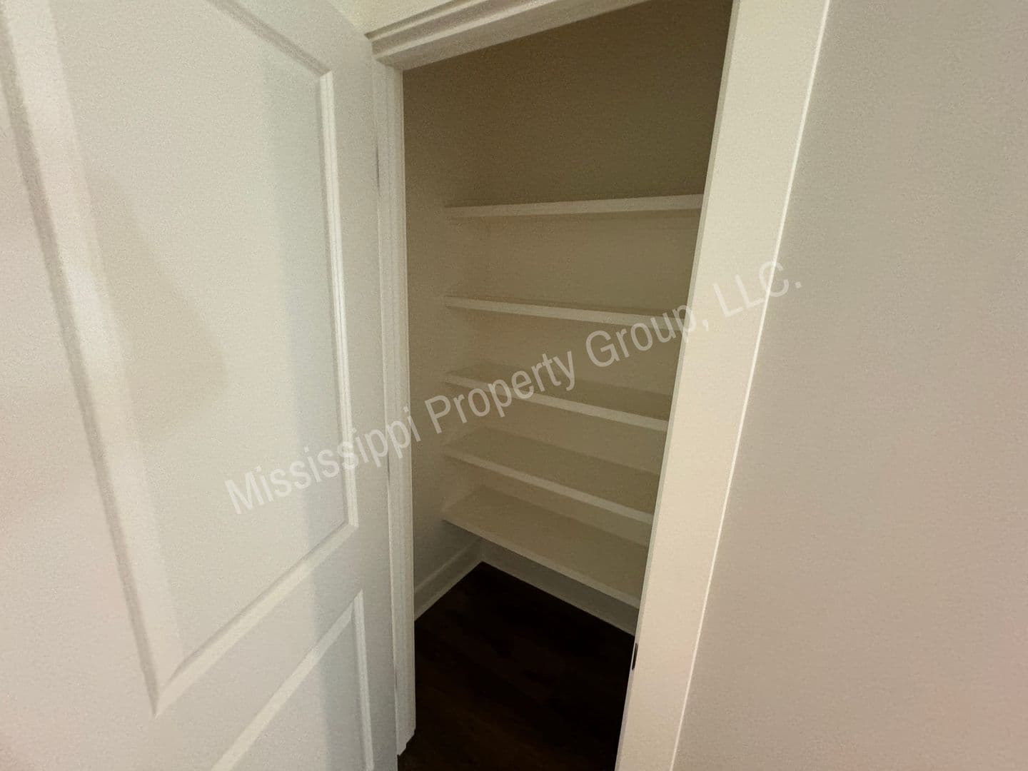 Oxford Townhome: 1843 Reserve Loop