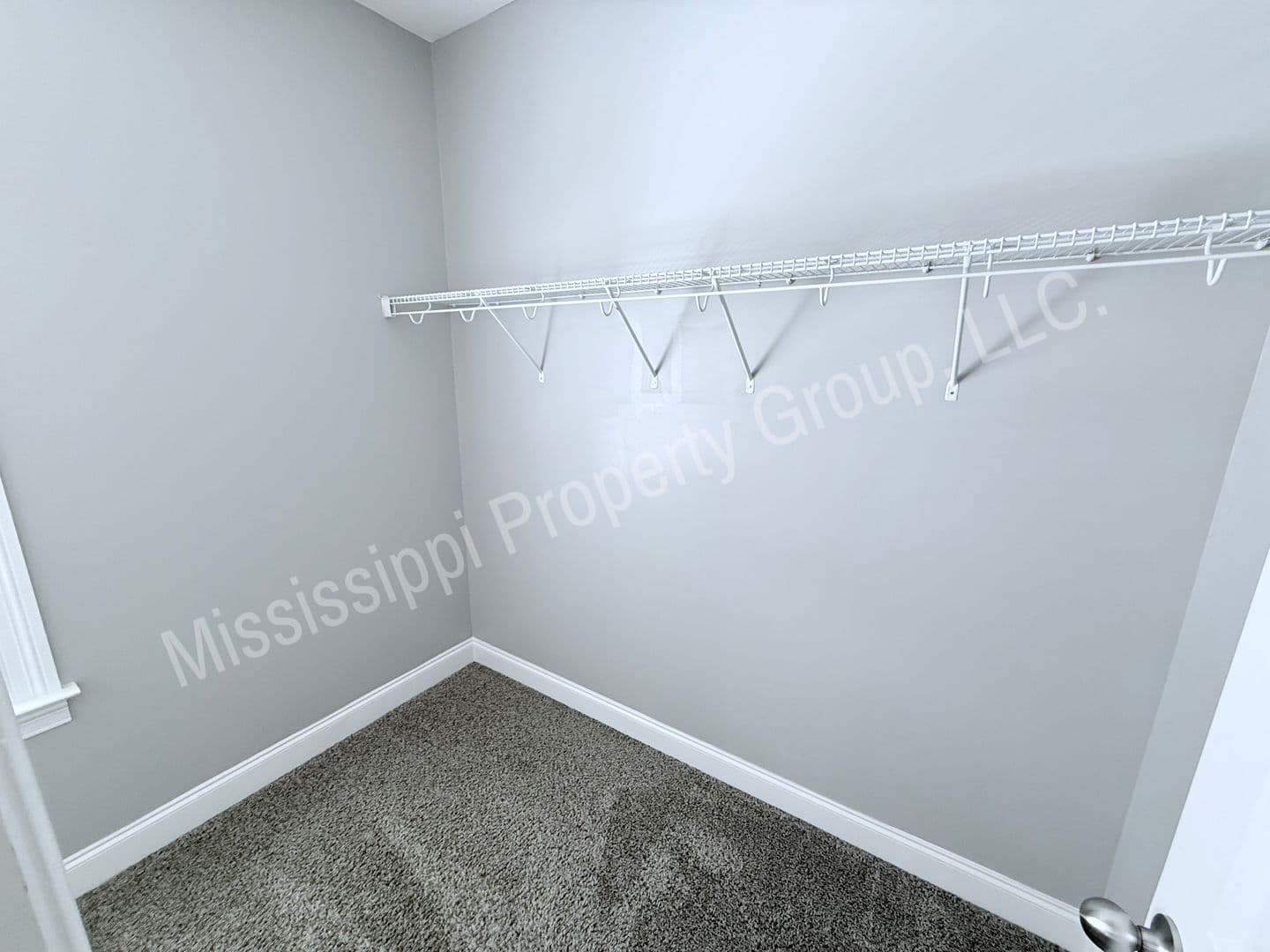 Oxford Townhome: 414 Walker Circle