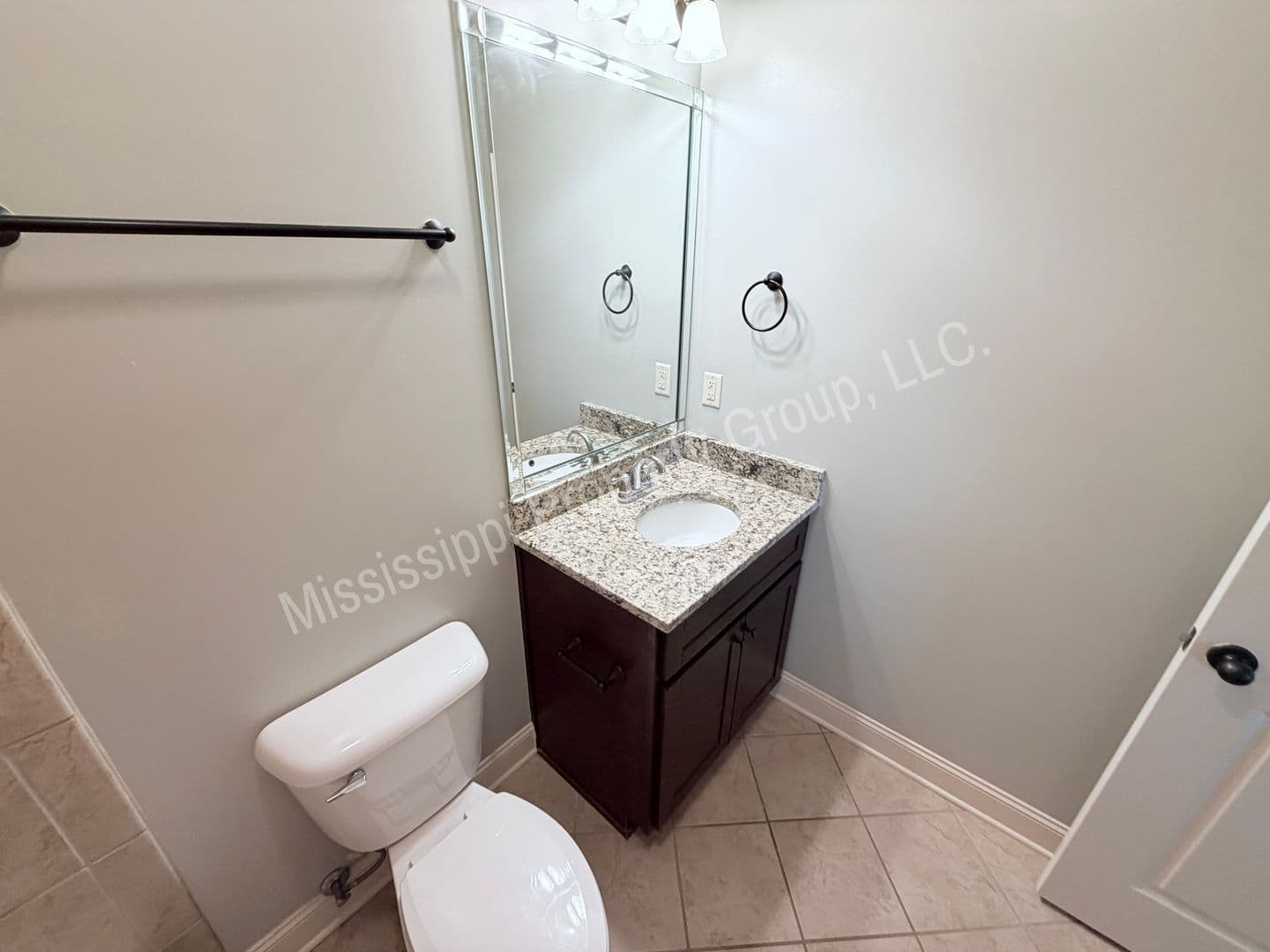 Oxford Townhome: 2495 Old Taylor Road, Unit 1101