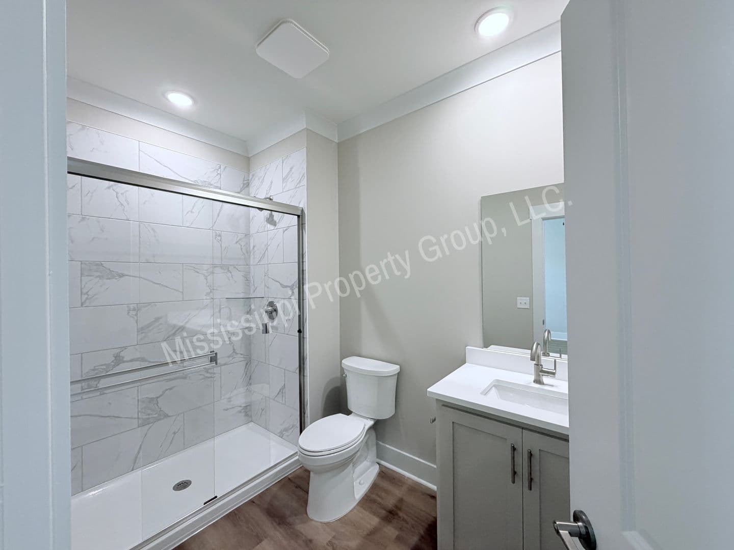 Oxford Apartment: 1401 Chickasaw Road