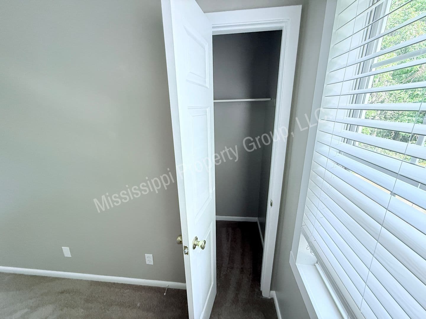 Oxford Apartment: 1 Woodward Place