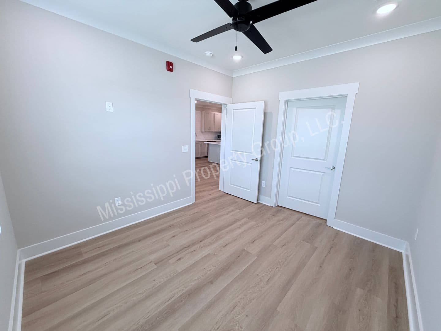 Oxford Apartment: 1401 Chickasaw Road