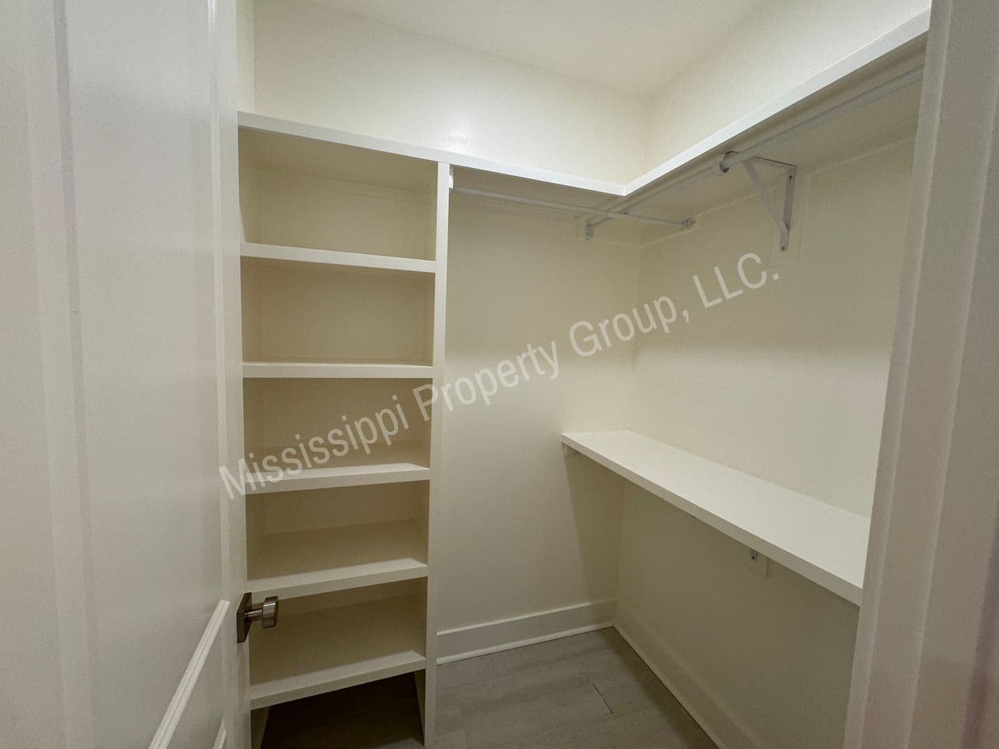 Oxford Townhome: 1843 Reserve Loop