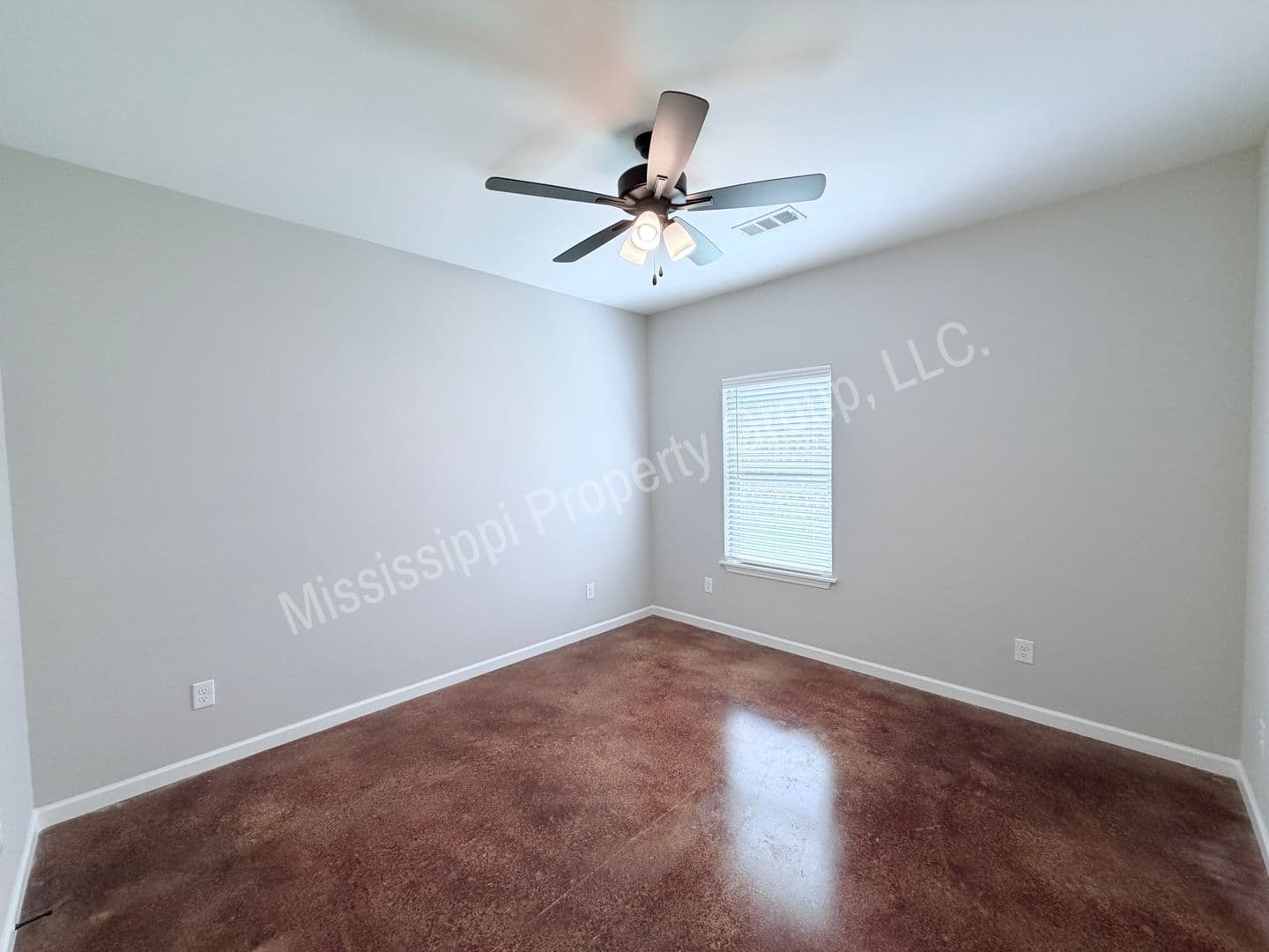 Oxford Townhome: 4851 S. Lamar Blvd