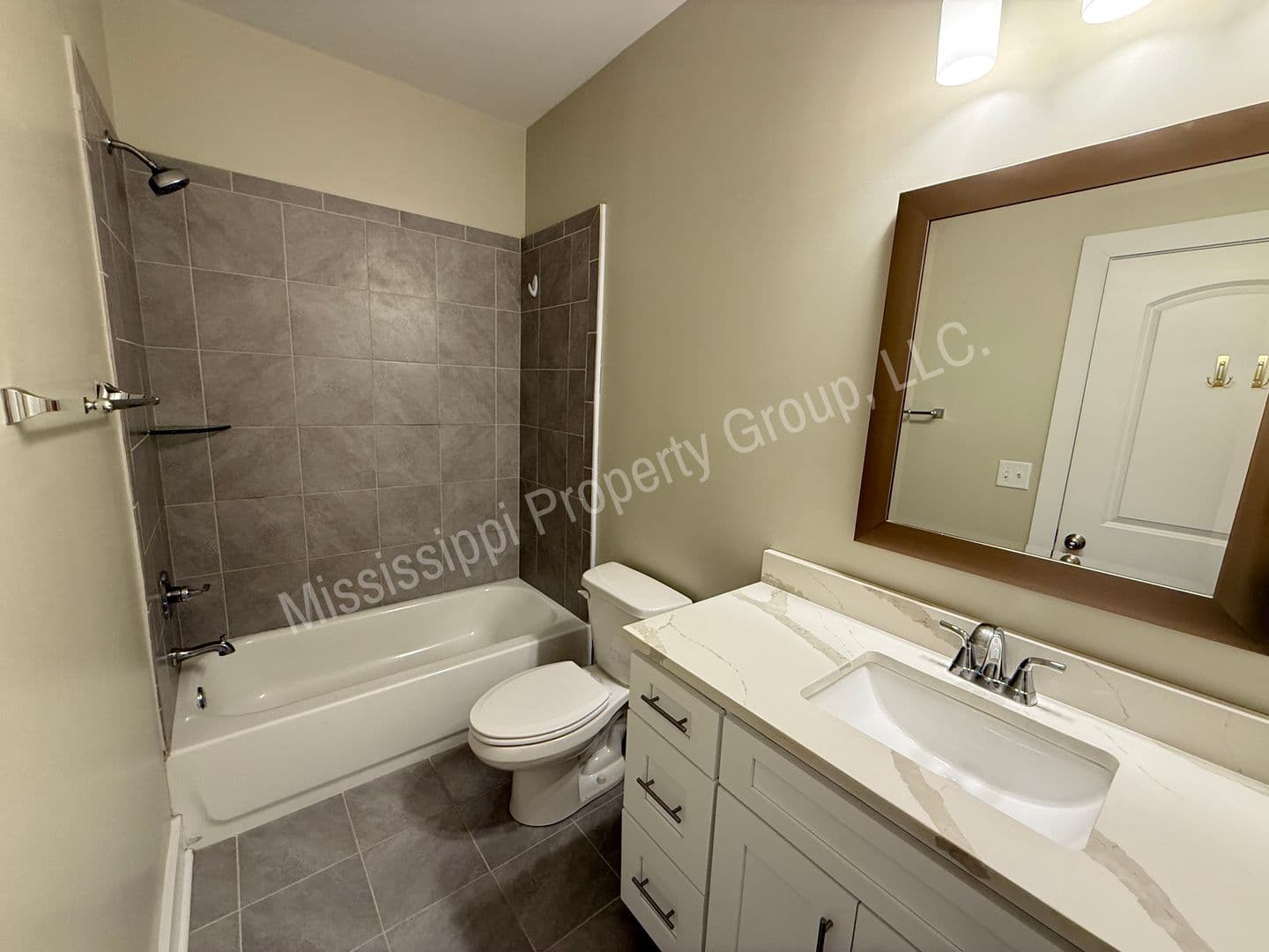 Oxford Townhome: 341 Stillwater Lane