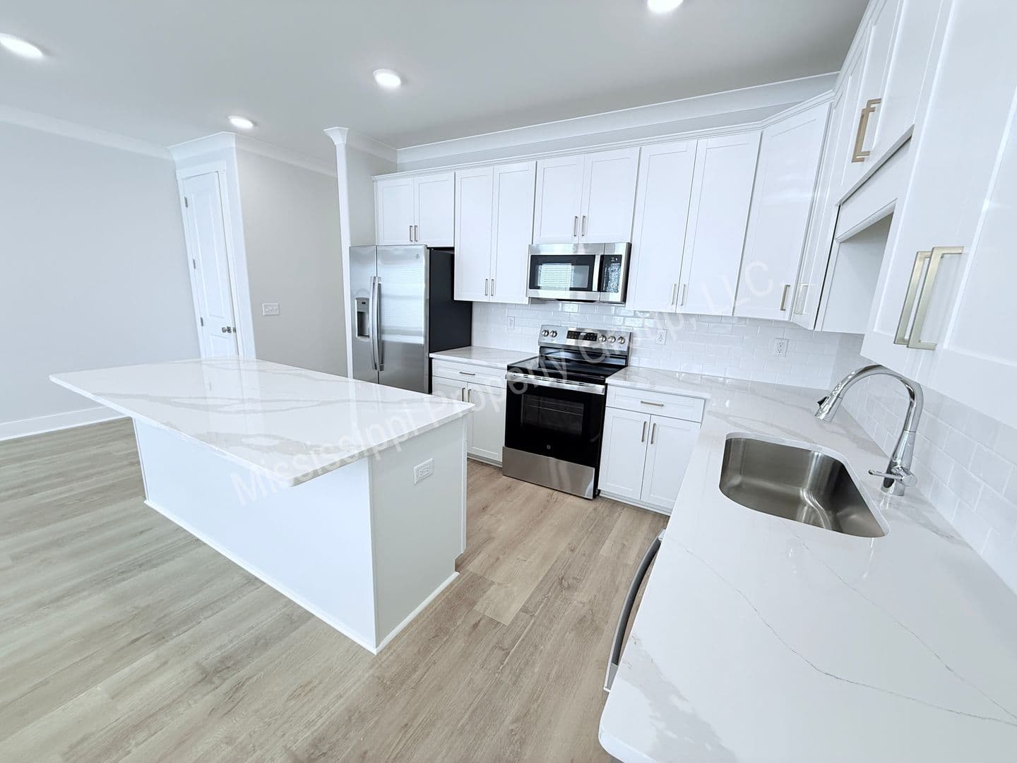 Oxford Townhome: 1616 Amalfi Drive