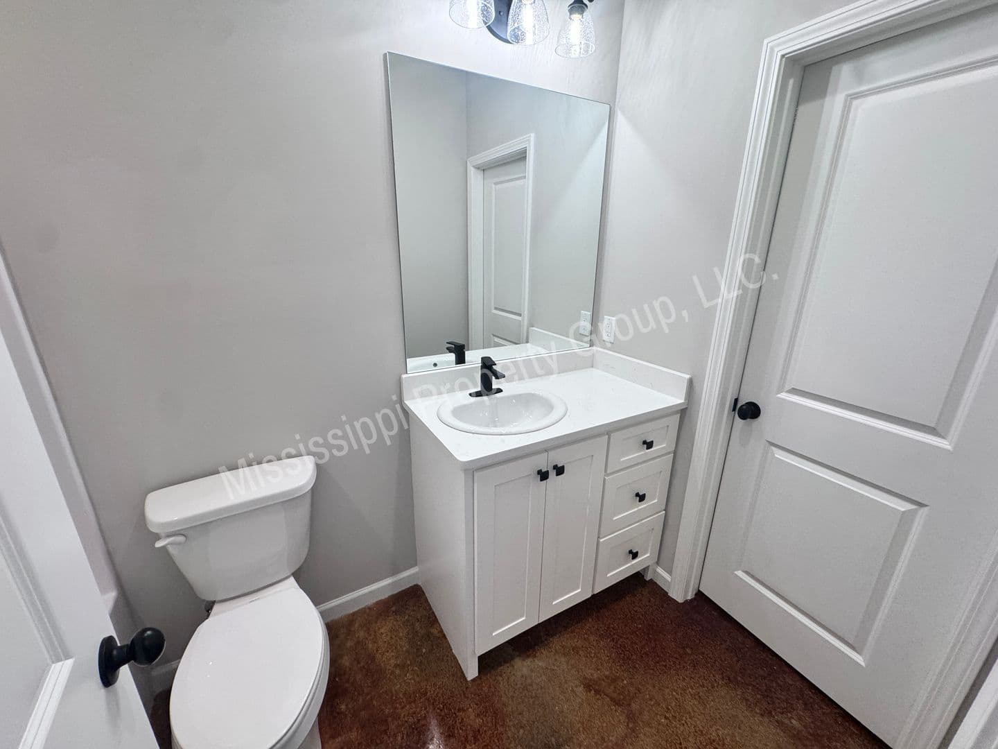 Oxford Townhome: 4851 S. Lamar Blvd