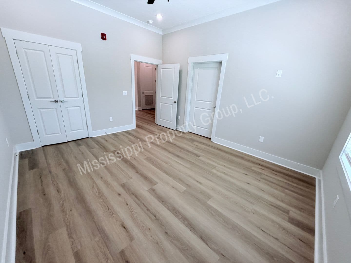 Oxford Apartment: 1401 Chickasaw Road