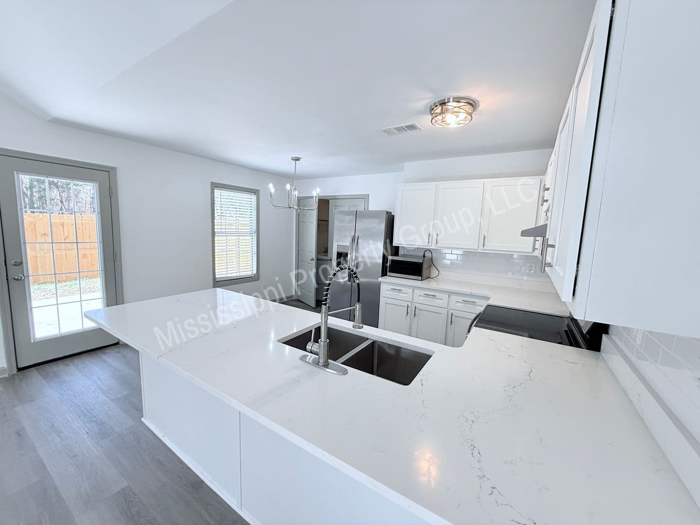 Oxford Townhome: 110 CR 102