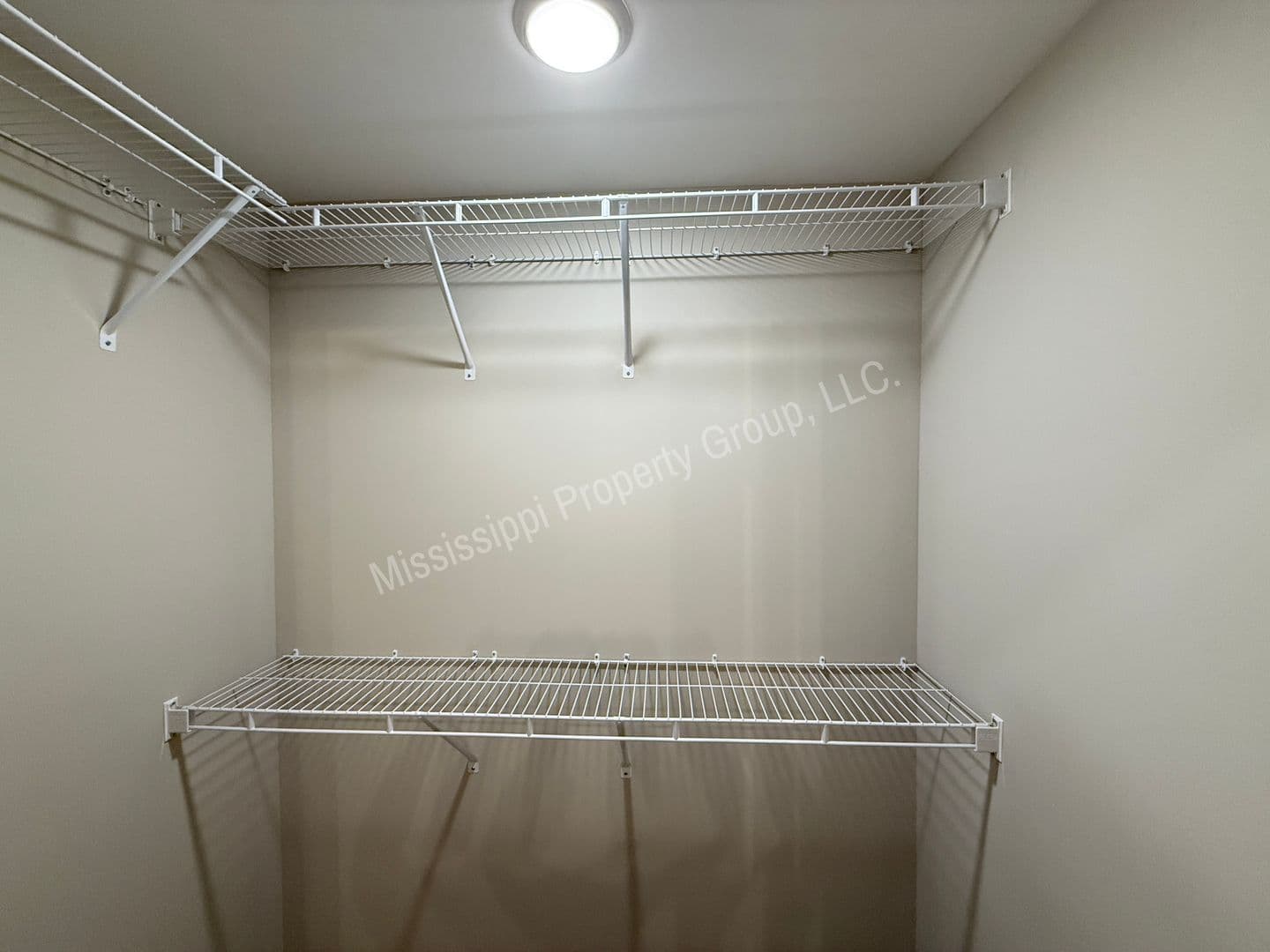 Oxford Apartment: 1401 Chickasaw Road